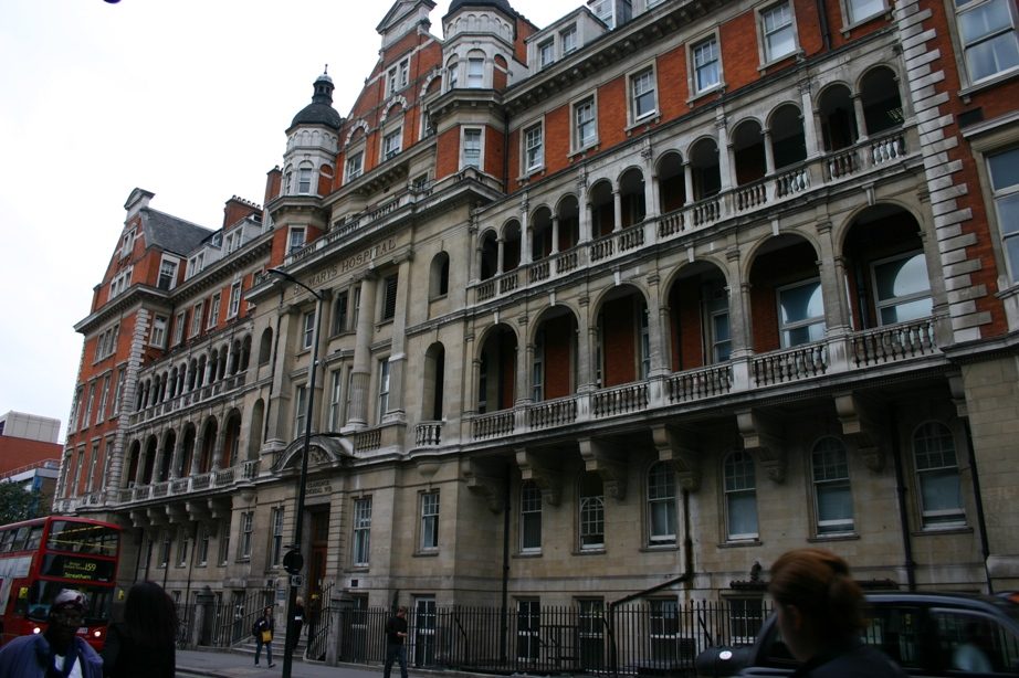 St Mary's Hospital, London - 01.JPG