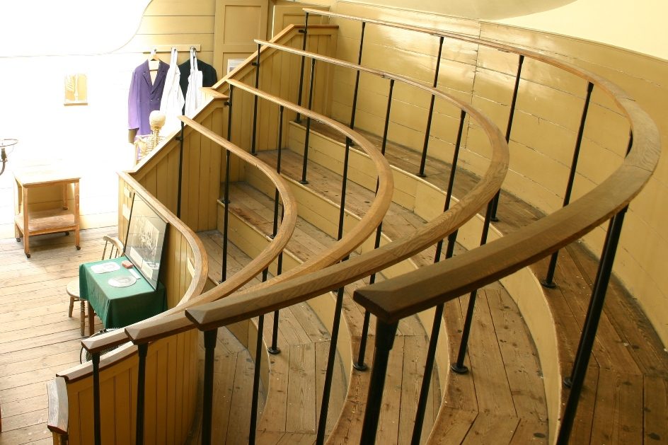 Old%20Operating%20Theatre%20%26%20Herb%20Garret%2C%20London%20-%2003.JPG