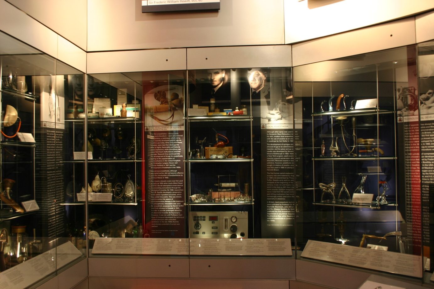 Anaesthesia%20Heritage%20Centre%2C%20London%20-%2002.JPG