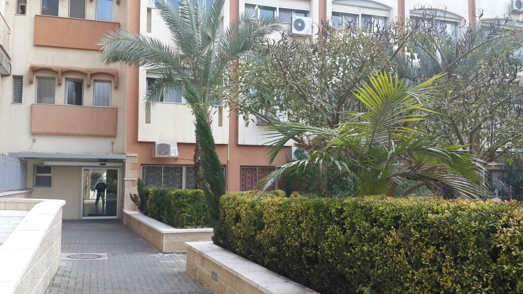 HolyFamliyHospitalNazareth1.jpg
