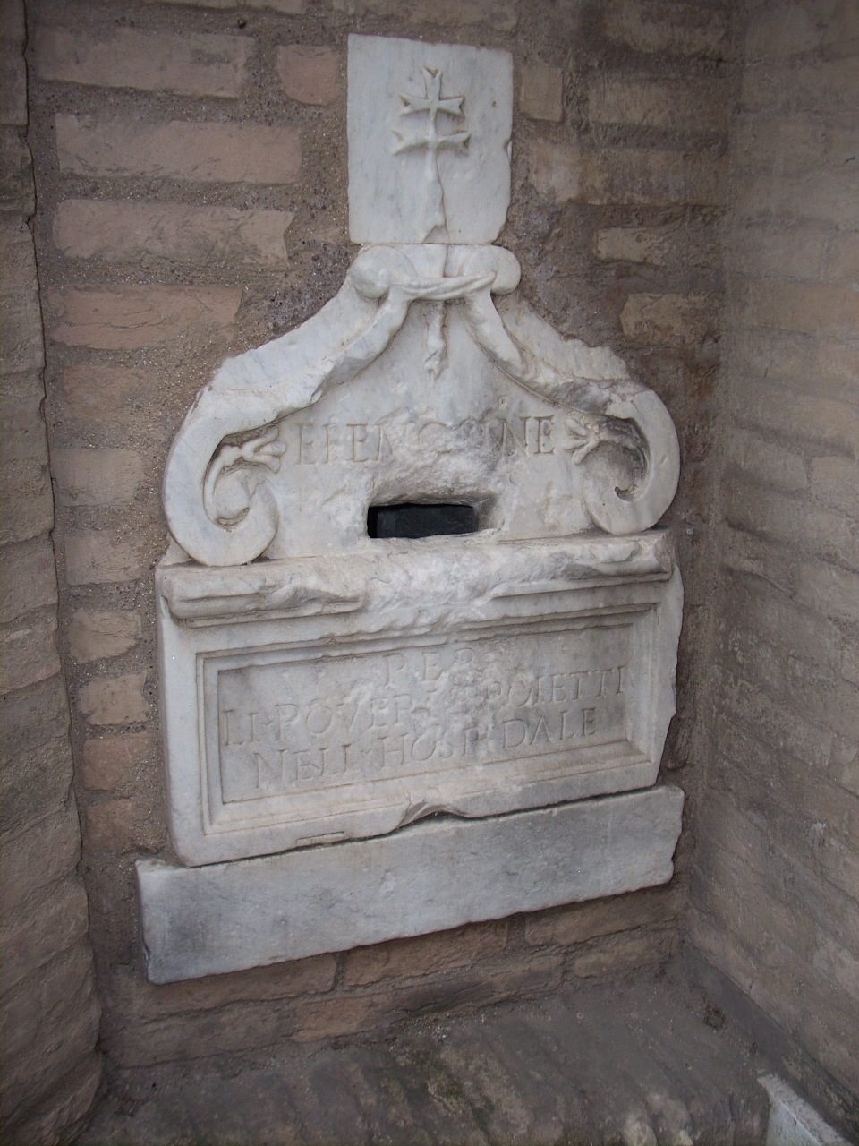 Santo Spirito in Saxia, Rome - 6.jpg