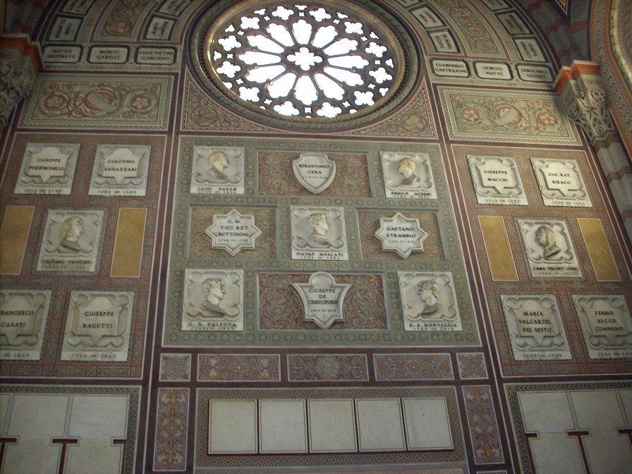 Physicians Square, Famedio, Monumental Cemetery, Milan 1.JPG