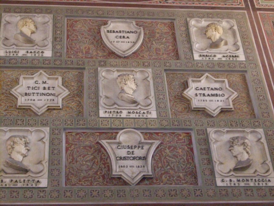 Physicians Square, Famedio, Monumental Cemetery, Milan 3.JPG