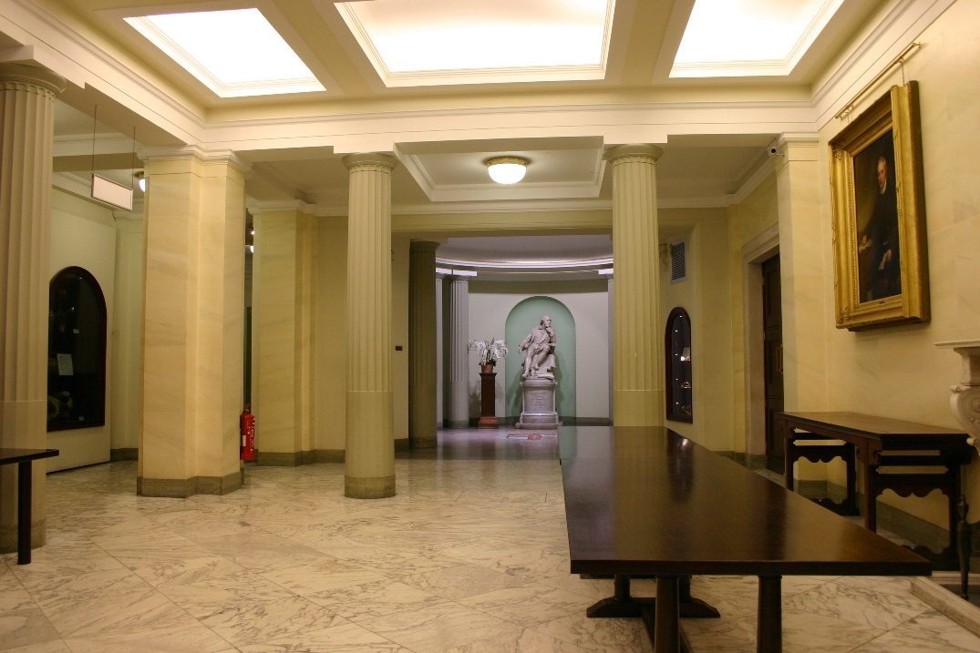 Royal College of Surgeons, London - 03.JPG