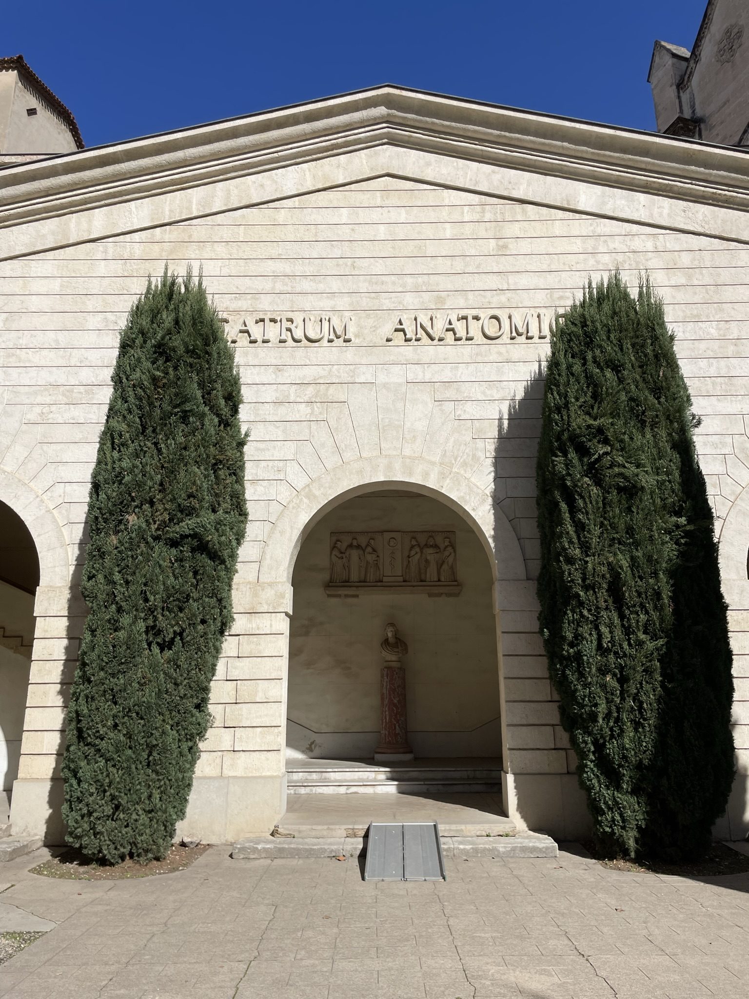 Theatrum Anatomicum, Montpellier (by Andrea Angelucci) - 04.JPEG
